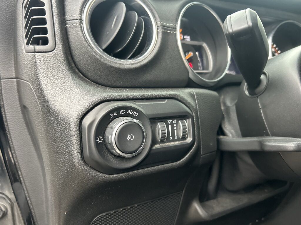 2021 Jeep Wrangler Unlimited Sahara Crestwood KY
