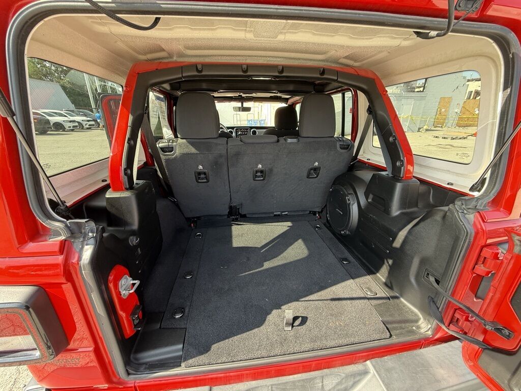 2021 Jeep Wrangler Unlimited Sahara Crestwood KY