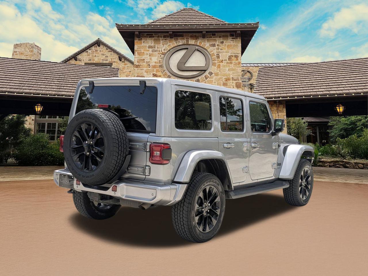 2021 Jeep Wrangler Unlimited Sahara High Altitude