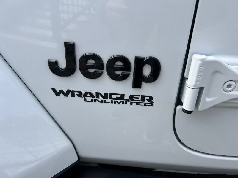 2021 Jeep Wrangler Unlimited Sahara High Altitude Webster MA
