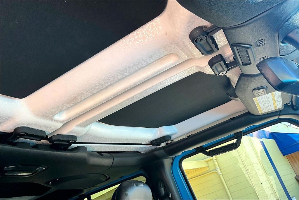 2021 Jeep Wrangler Unlimited Sahara OR
