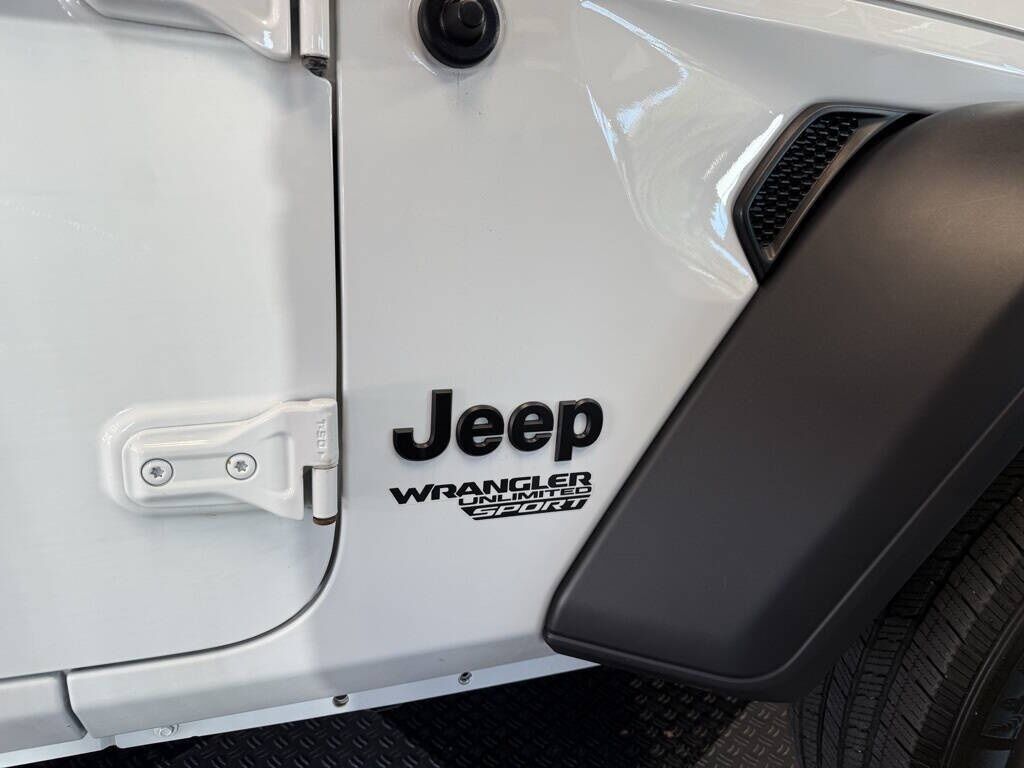 2021 Jeep Wrangler Unlimited Sport S photo 10