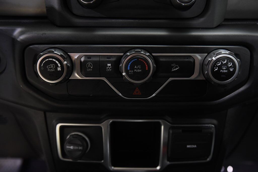 2021 Jeep Wrangler Unlimited Willys Akron
