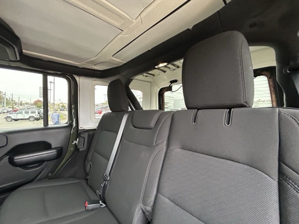 2021 Jeep Wrangler Unlimited Willys Crestwood KY