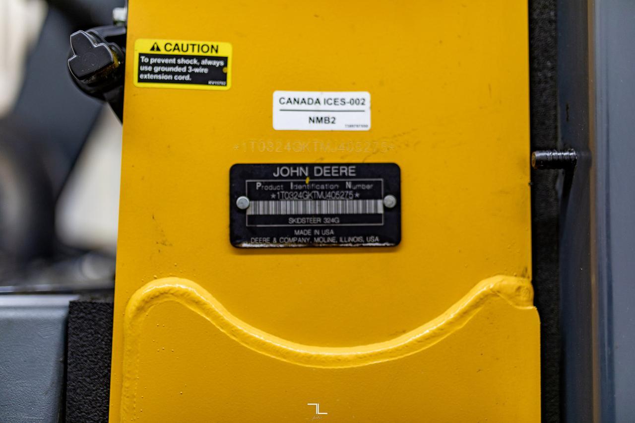 2021 John Deere 324G Skid Steer Loader Bucket Diesel Red Deer AB