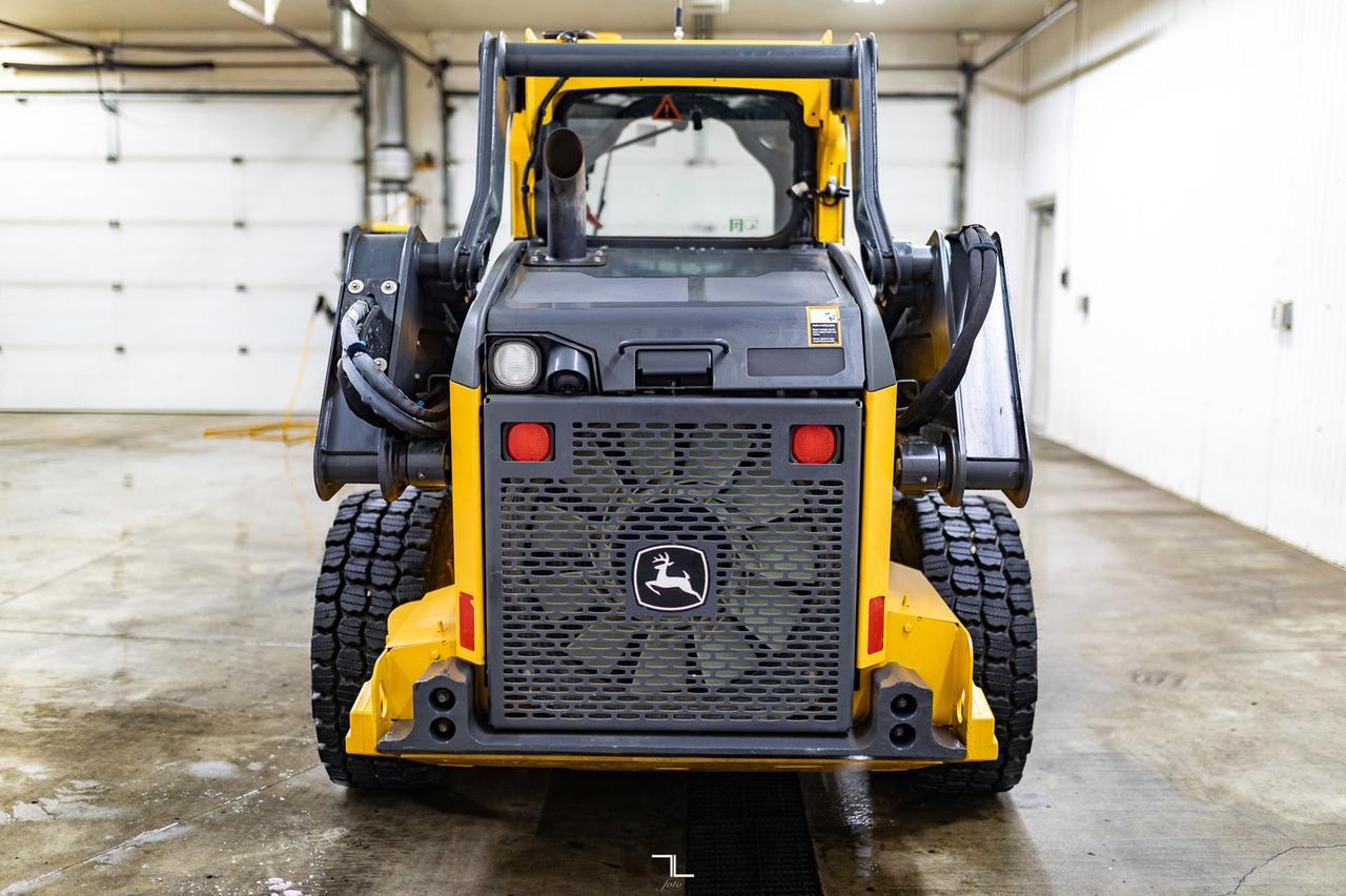2021 John Deere 324G Skid Steer Loader Bucket Diesel Red Deer AB