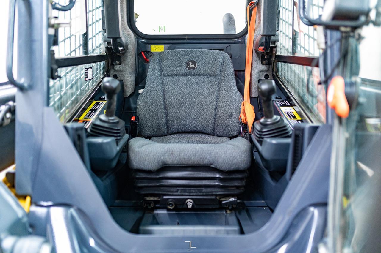 2021 John Deere 324G Skid Steer Loader Bucket Diesel Red Deer AB