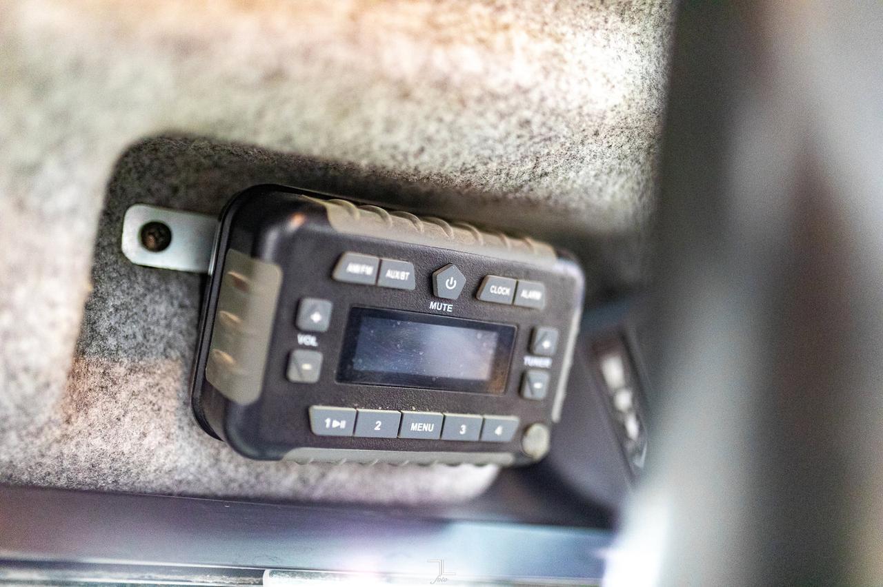 2021 John Deere 324G Skid Steer Loader Bucket Diesel Red Deer AB