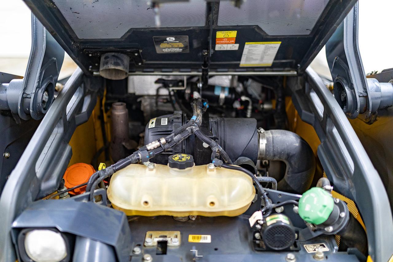 2021 John Deere 324G Skid Steer Loader Bucket Diesel Red Deer AB