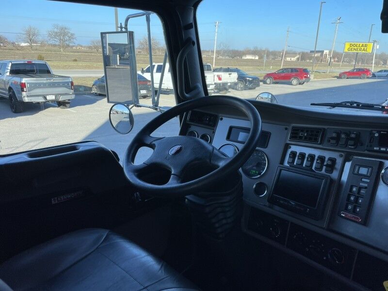 2021 KENWORTH T270 Paccar 6.7L Diesel Flatbed Collinsville OK