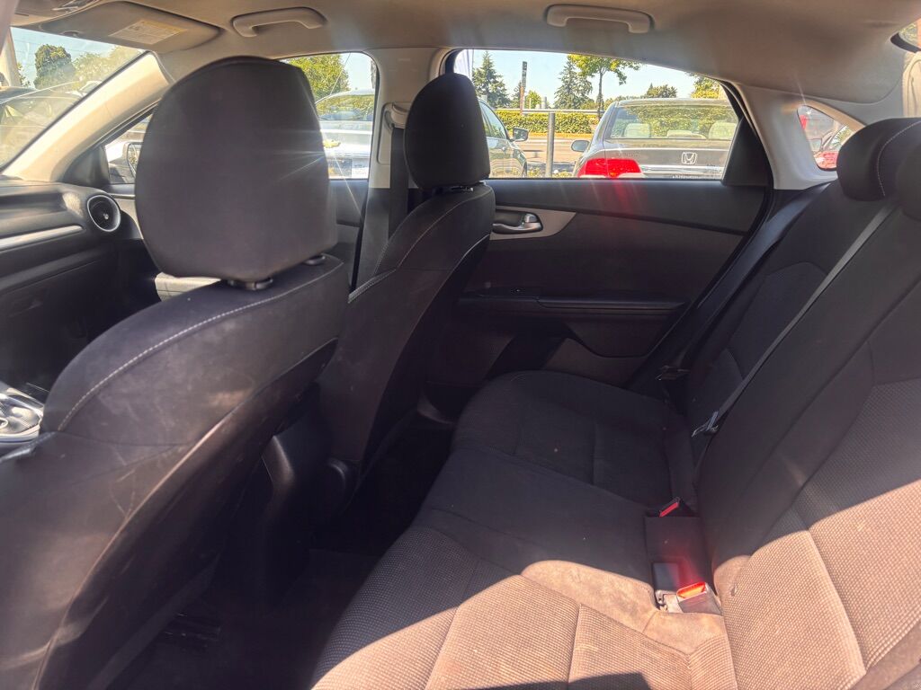 2021 KIA FORTE FE Des Moines WA