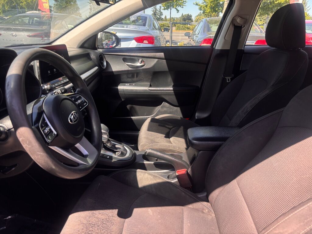 2021 KIA FORTE FE Des Moines WA