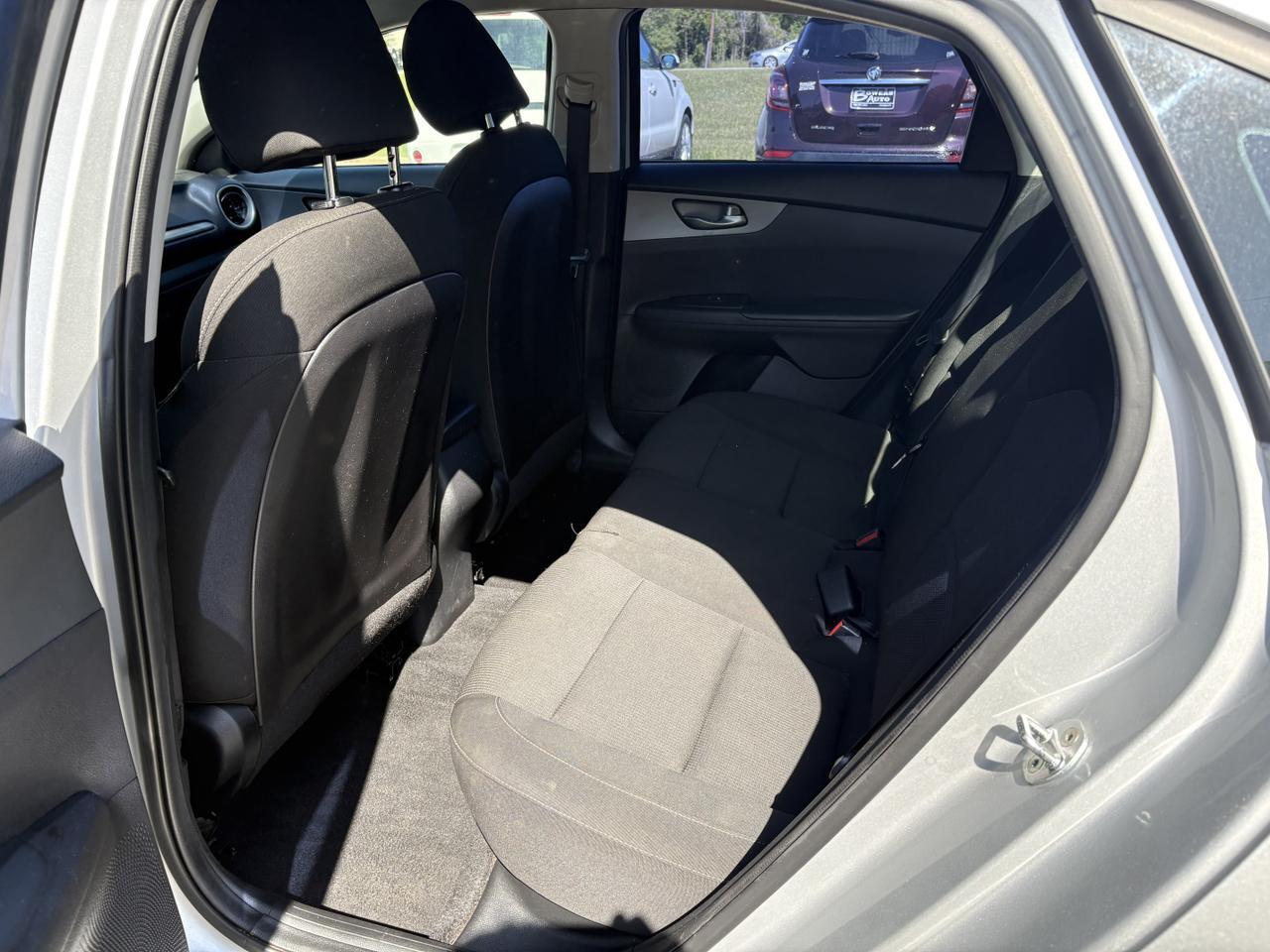 2021 KIA FORTE LXS FWD Meridian MS