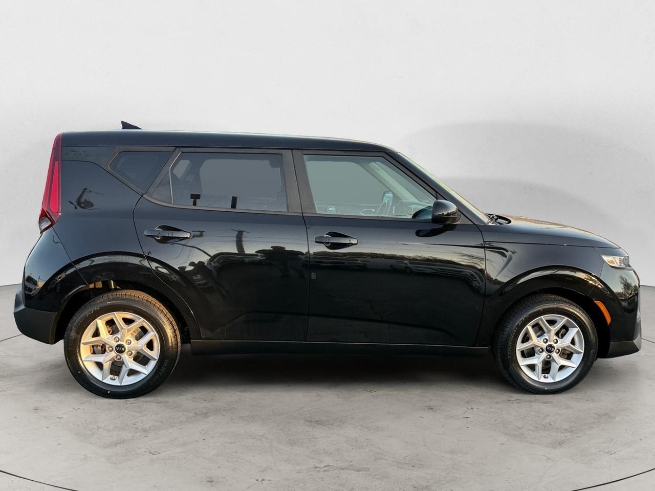 2021 KIA SOUL LX; S; X-LINE S Kansas City MO