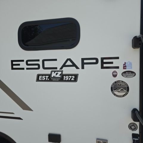 2021 KZEP ESCAPE E17 HATCH