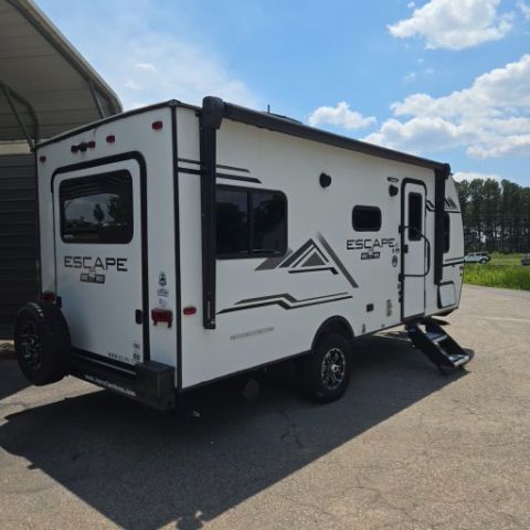2021 KZEP ESCAPE E17 HATCH