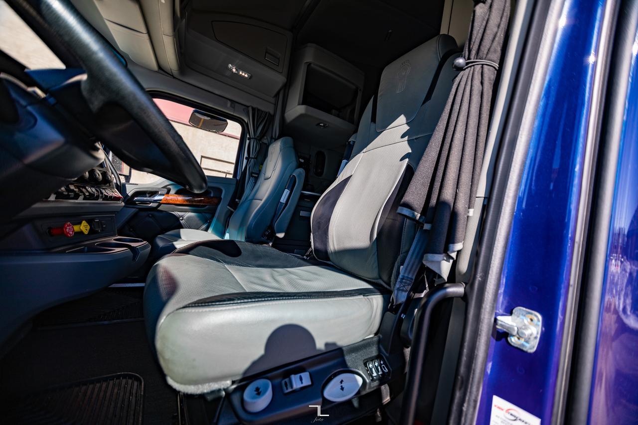 2021 Kenworth T-680 Tractor Sleeper Red Deer AB