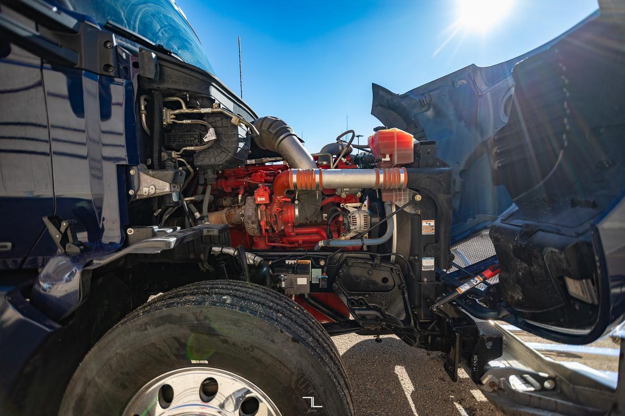 2021 Kenworth T-680 Tractor Sleeper Red Deer AB