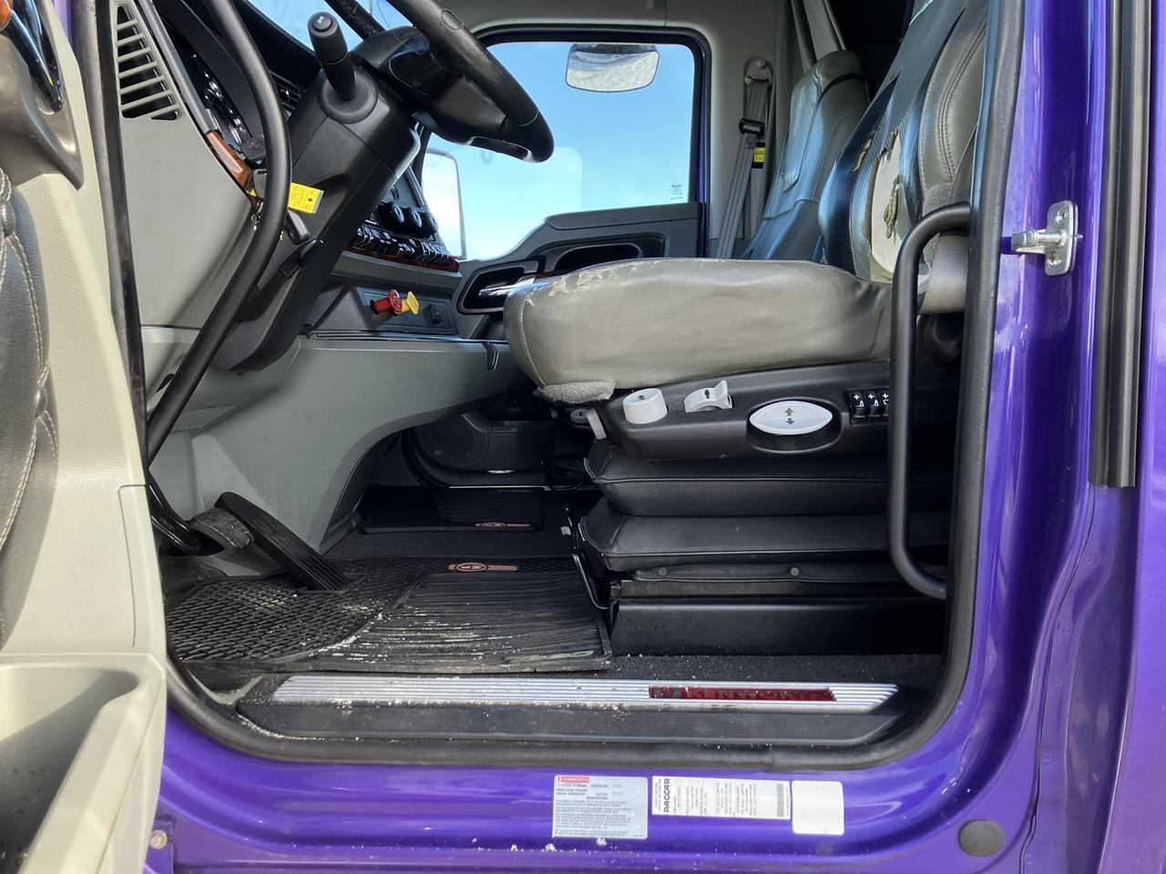 2021 Kenworth T680 - image 9