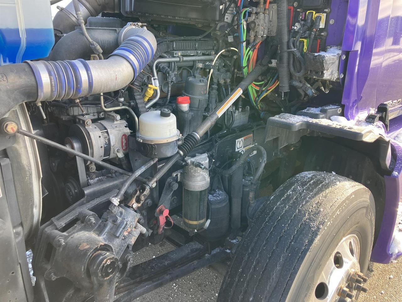 2021 Kenworth T680 - image 8