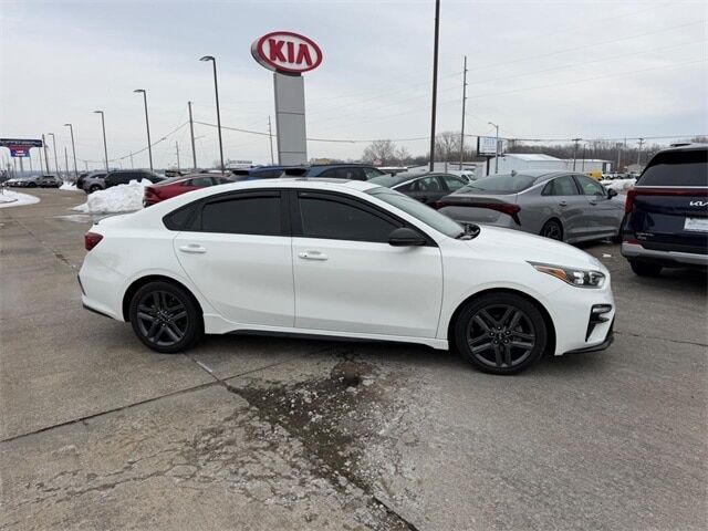 2021 Kia Forte GT-Line