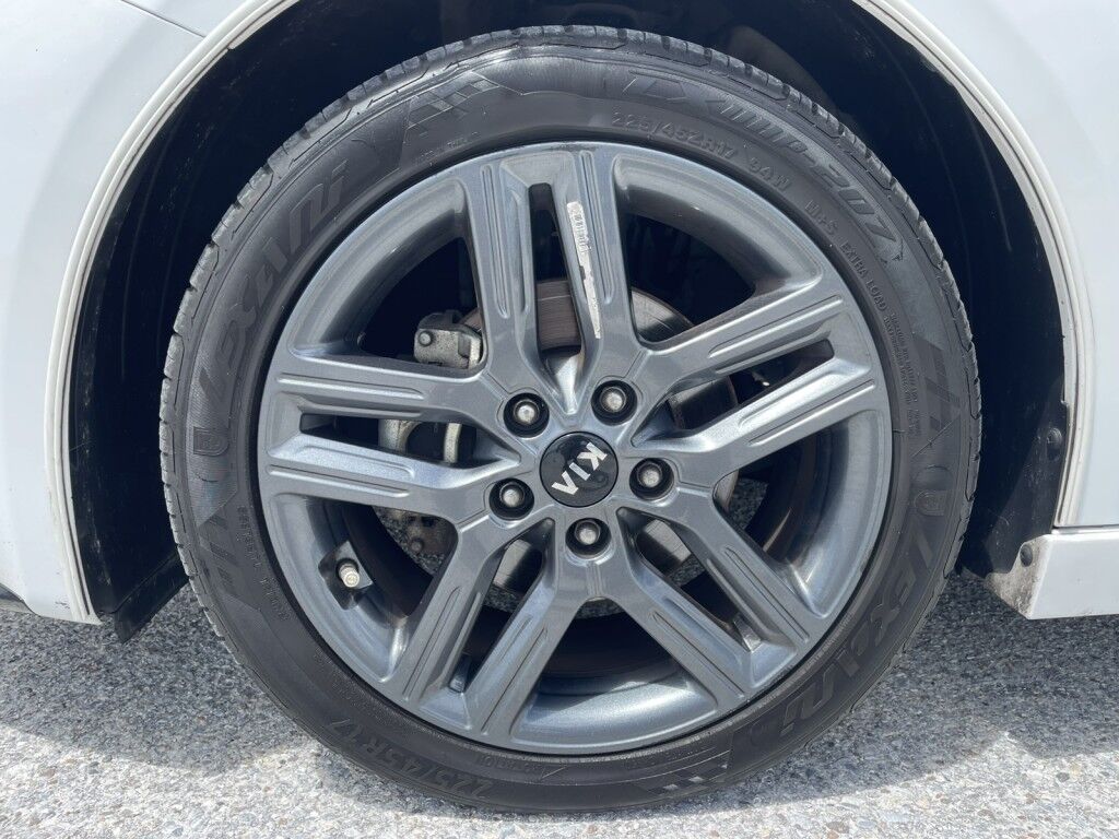 2021 Kia Forte GT-Line~ACCIDENT AVOIDANCE SYSTEMS~BLIND SPOT WARNING~BLUETOOTH~CRUISE CONTROL~LANE KEEPING ASSIST~PREMIUM SOUND SYSTEM~REMOTE ENGINE START Sarasota FL