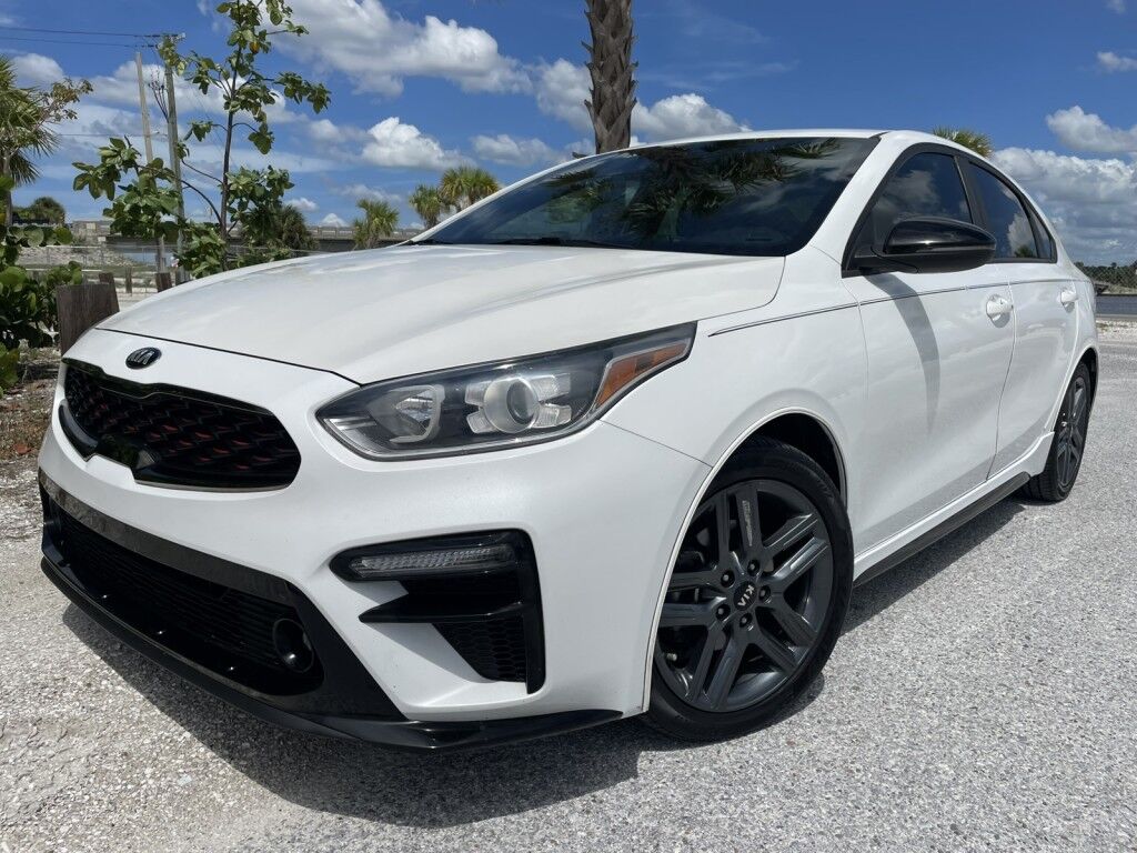 2021 Kia Forte GT-Line~ACCIDENT AVOIDANCE SYSTEMS~BLIND SPOT WARNING~BLUETOOTH~CRUISE CONTROL~LANE KEEPING ASSIST~PREMIUM SOUND SYSTEM~REMOTE ENGINE START Sarasota FL