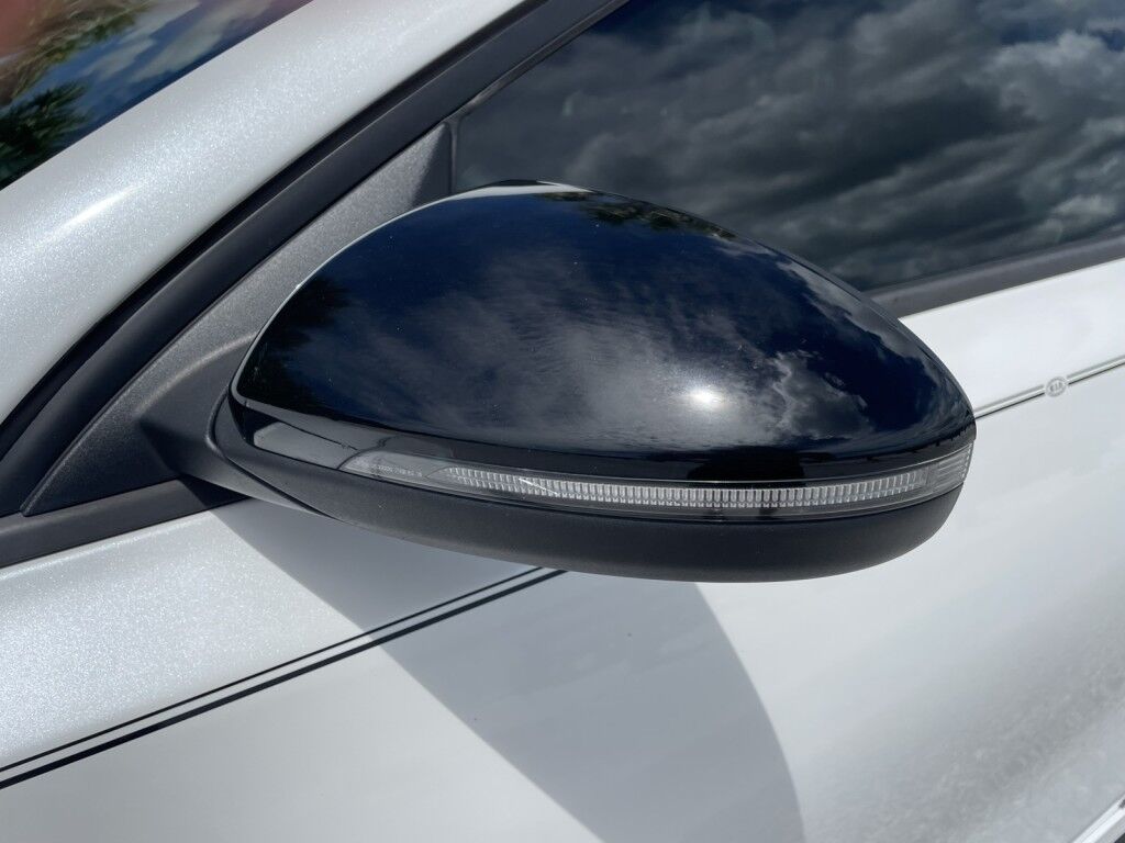2021 Kia Forte GT-Line~BLIND SPOT WARNING~BLUETOOTH~CRUISE CONTROL~LANE KEEPING ASSIST~PREMIUM SOUND SYSTEM~REMOTE ENGINE START Sarasota FL