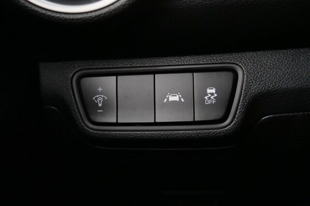 2021 Kia Forte LXS / Drive Wise Tech / CarPlay / Drive Modes! High Point NC