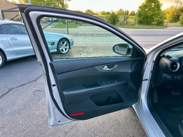 2021 Kia Forte LXS Sedan 4D Cincinnati OH