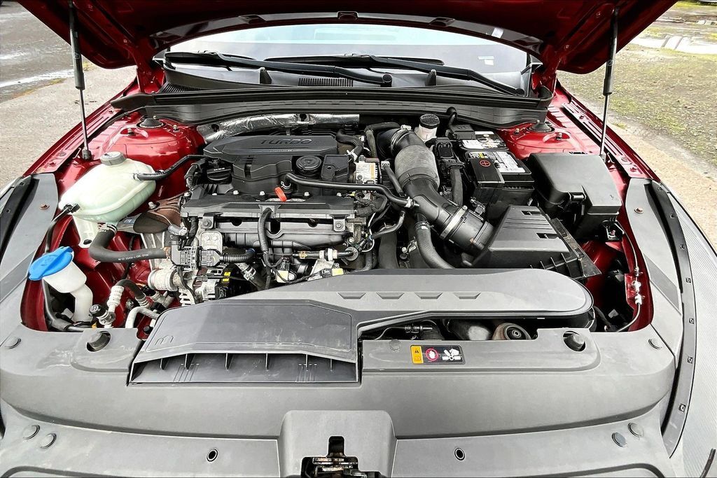 2021 Kia K5 GT-Line OR