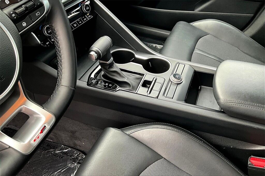 2021 Kia K5 GT-Line OR