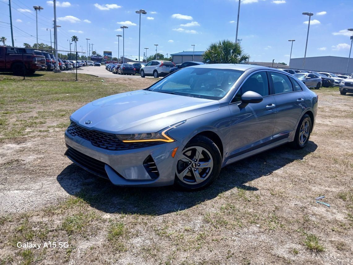2021 Kia K5 LX Sedan 4D
