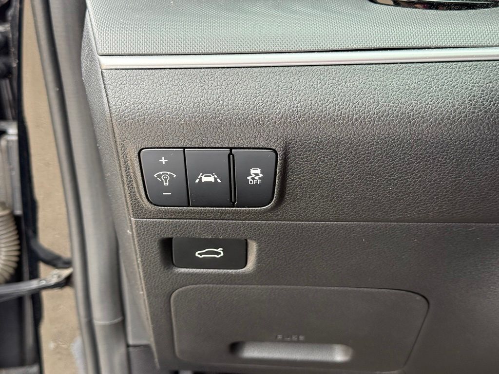 2021 Kia K5 LXS Crestwood KY