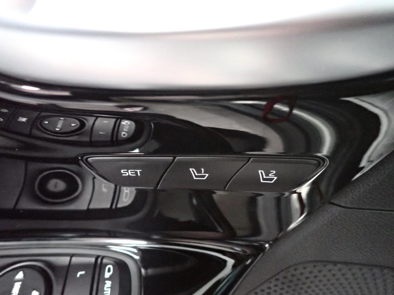 2021 Kia Niro EV SX TOURING LEATHER NAVI SUNROOF *ELECTRIC* Listowel ON