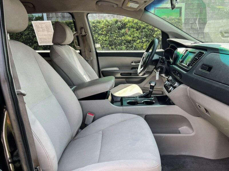 2021 Kia Sedona LX Wilmington NC