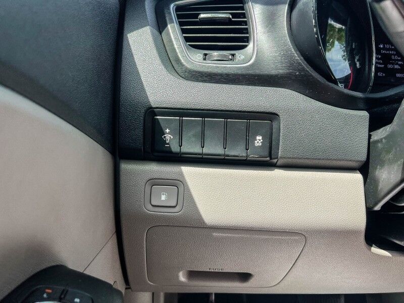 2021 Kia Sedona LX Wilmington NC