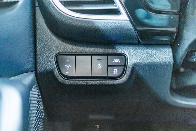 2021 Kia Seltos AWD EX Leather Roof BCam Red Deer AB