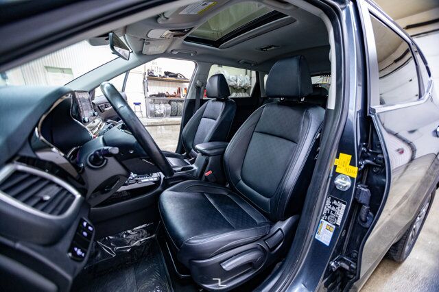 2021 Kia Seltos AWD EX Leather Roof BCam Red Deer AB