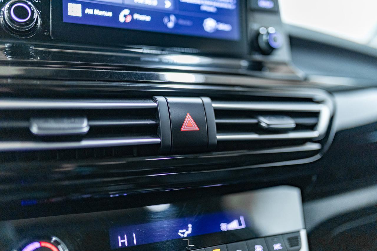 2021 Kia Seltos AWD EX Leather Roof BCam Red Deer AB