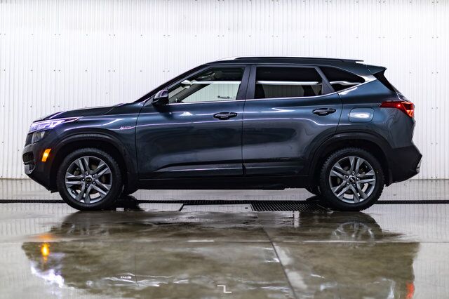 2021 Kia Seltos AWD EX Leather Roof BCam Red Deer AB