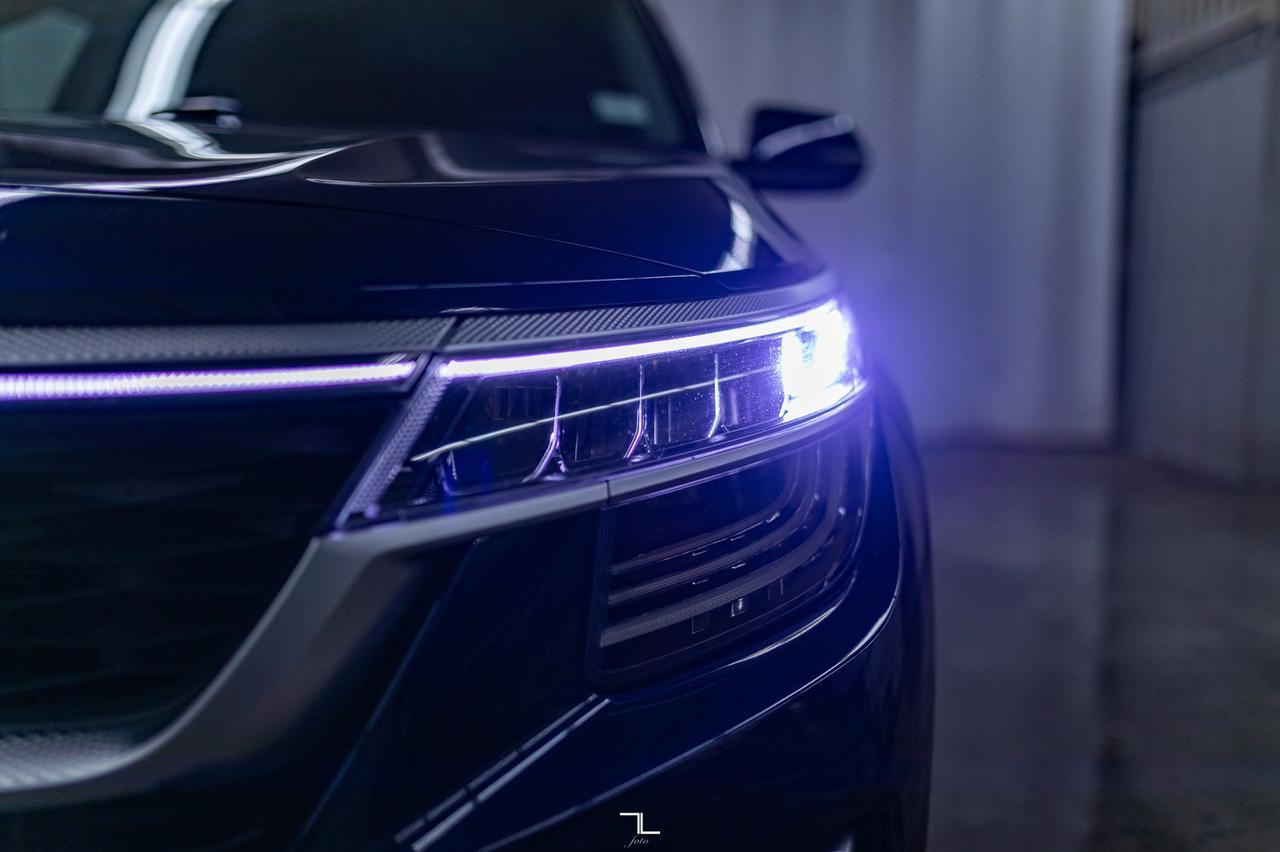 2021 Kia Seltos AWD EX Premium Leather Roof Nav BCam Red Deer AB