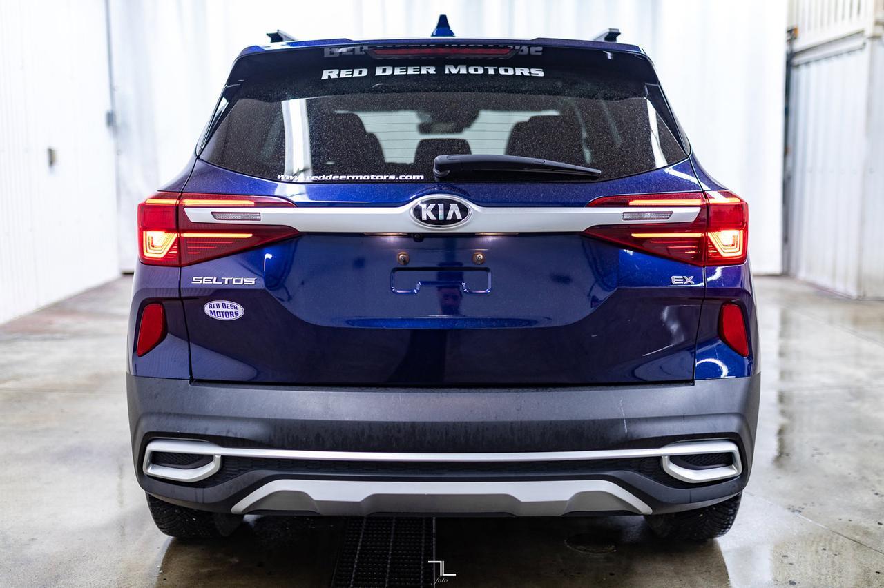2021 Kia Seltos AWD EX Premium Leather Roof Nav BCam Red Deer AB