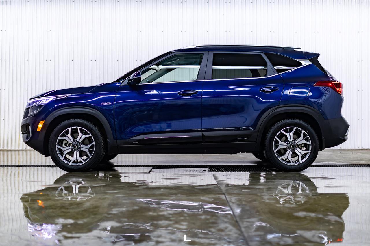 2021 Kia Seltos AWD EX Premium Leather Roof Nav BCam Red Deer AB