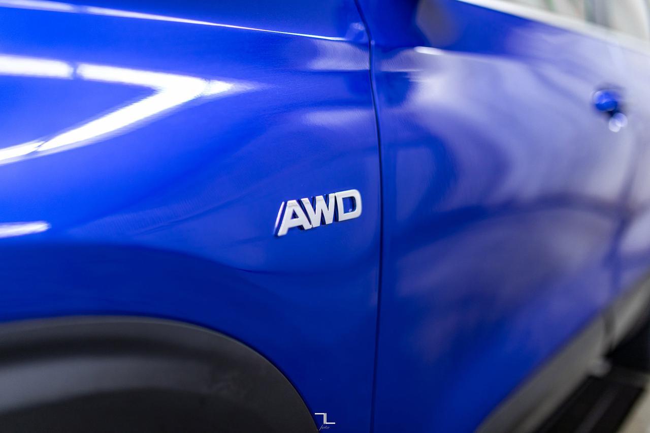 2021 Kia Seltos AWD EX Premium Leather Roof Nav Red Deer AB