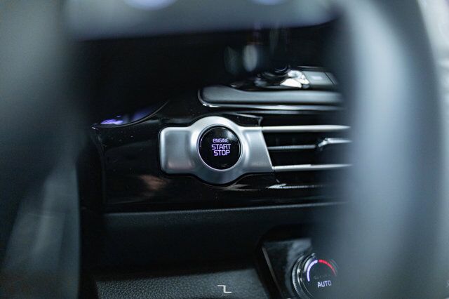 2021 Kia Seltos AWD EX Premium Leather Roof Nav Red Deer AB