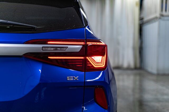 2021 Kia Seltos AWD EX Premium Leather Roof Nav Red Deer AB