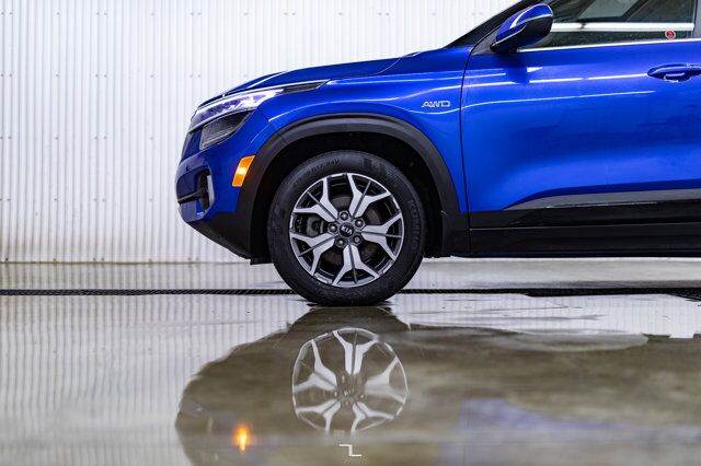 2021 Kia Seltos AWD EX Premium Leather Roof Nav Red Deer AB