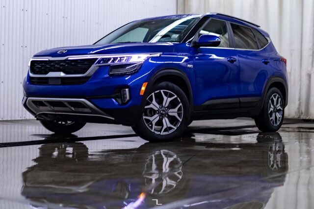 2021 Kia Seltos AWD EX Premium Leather Roof Nav Red Deer AB