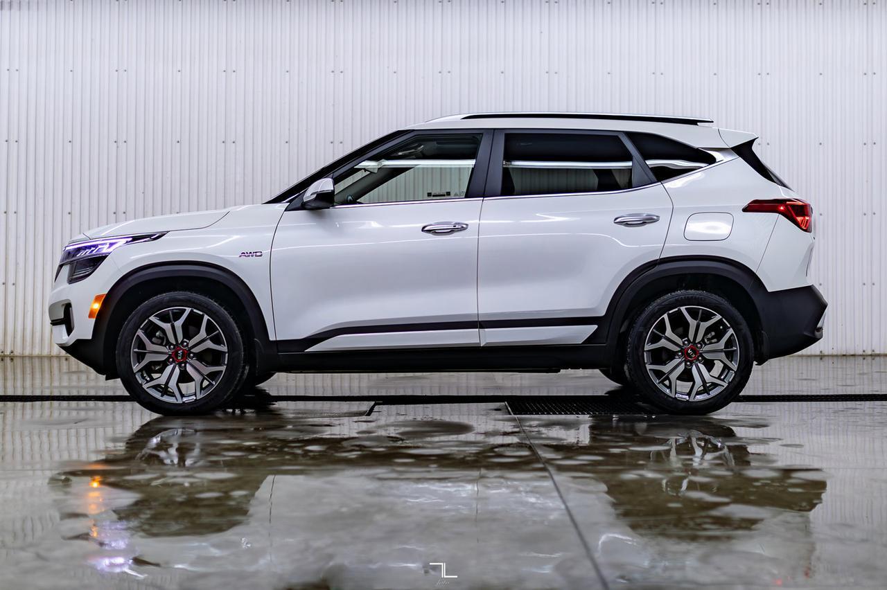 2021 Kia Seltos AWD SX Turbo Leather Roof Nav BCam Red Deer AB